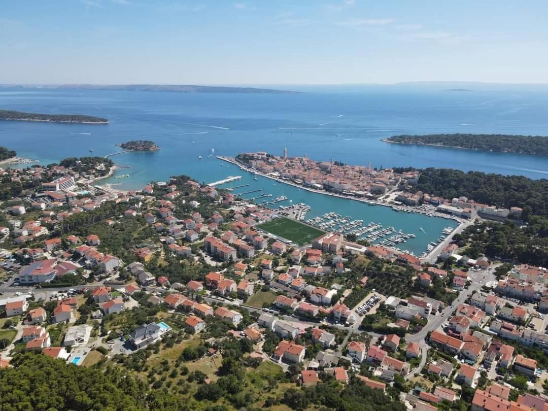 Apartman Belisima Deluxe Supetarska Draga Exteriör bild