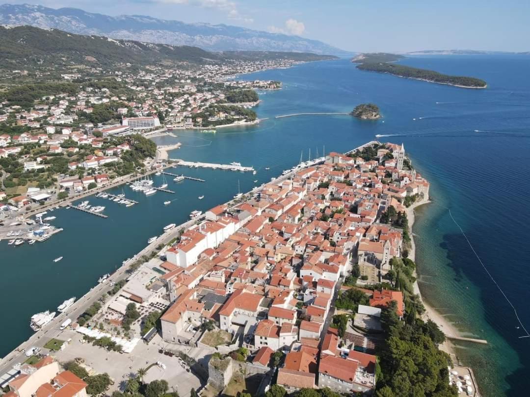 Apartman Belisima Deluxe Supetarska Draga Exteriör bild