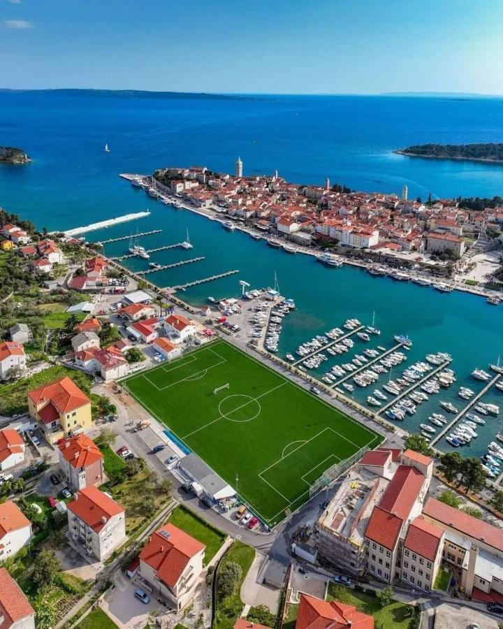 Apartman Belisima Deluxe Supetarska Draga Exteriör bild